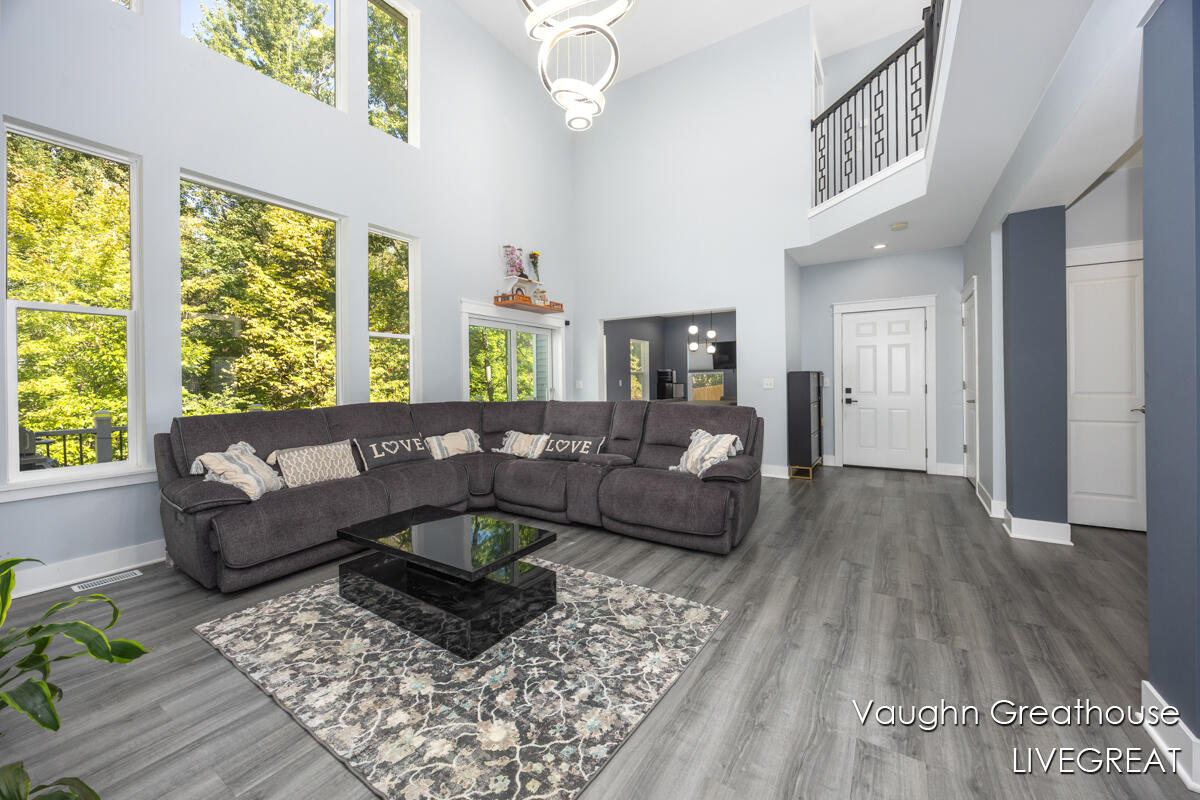 2905 Woodside Avenue SE Grand Rapids MI 49508