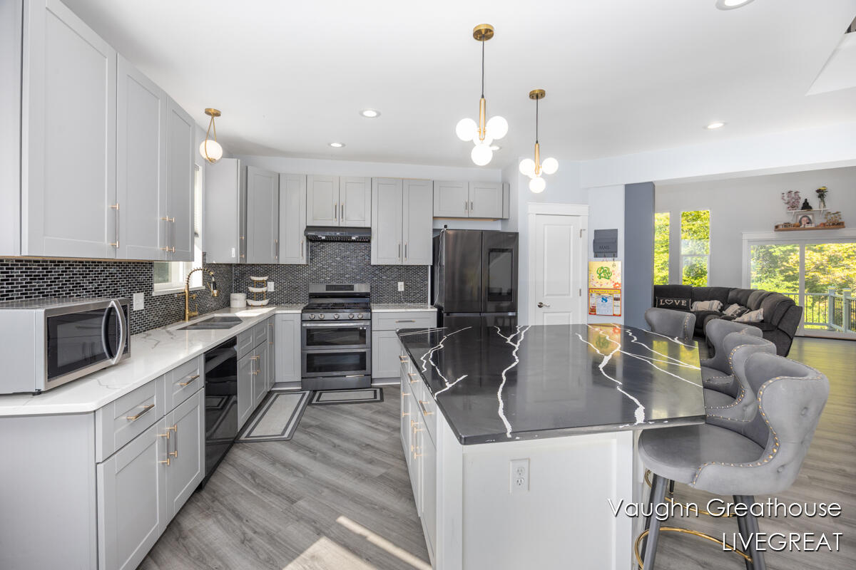 2905 Woodside Avenue SE Grand Rapids MI 49508