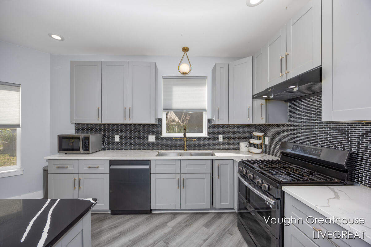 2905 Woodside Avenue SE Grand Rapids MI 49508