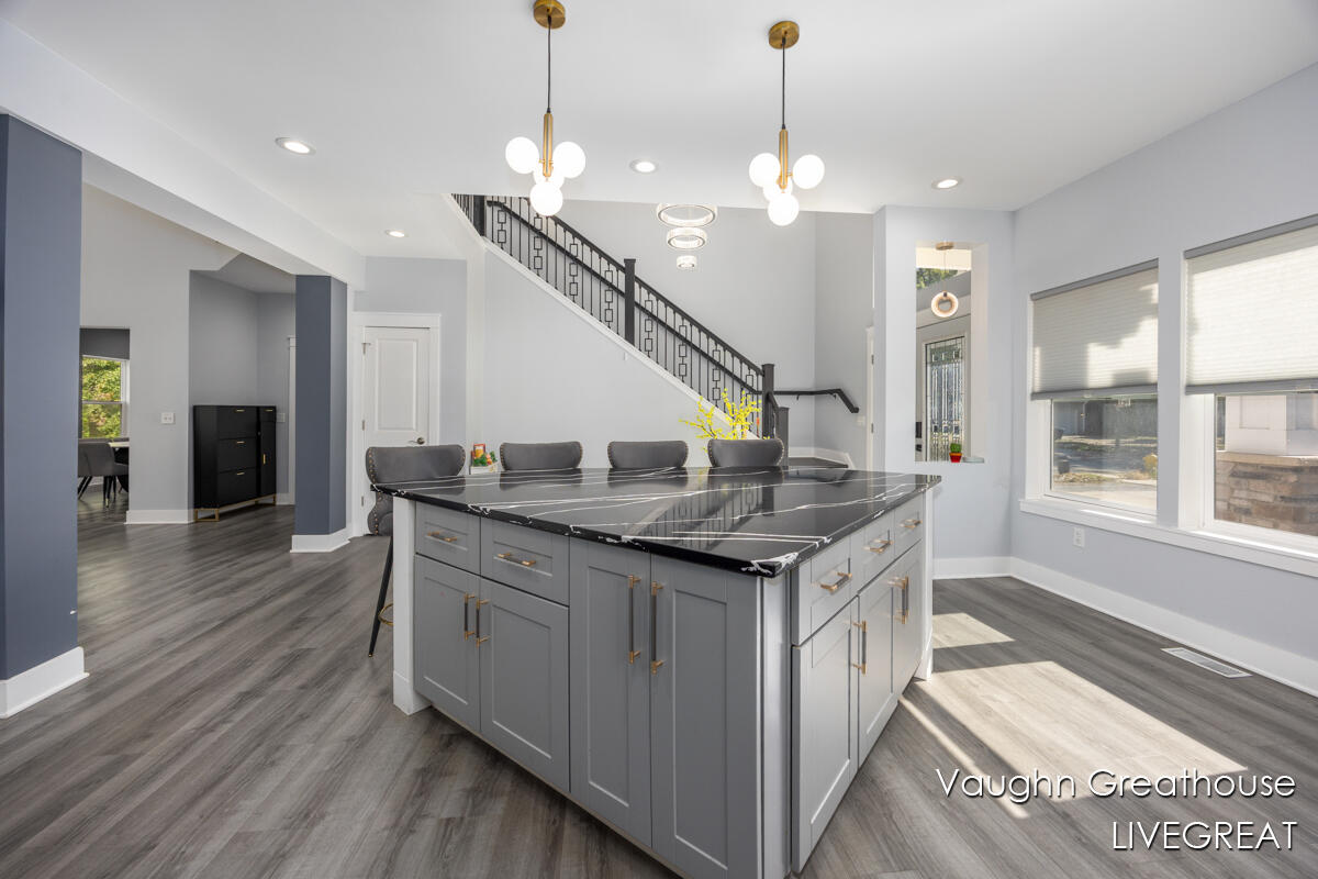 2905 Woodside Avenue SE Grand Rapids MI 49508