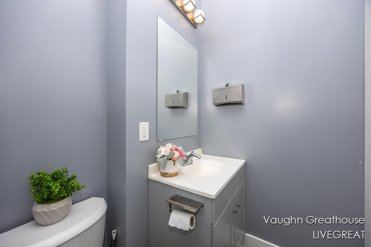 2905 Woodside Avenue SE Grand Rapids MI 49508