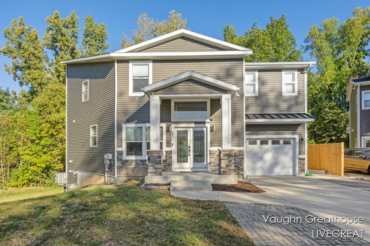 2905 Woodside Avenue SE Grand Rapids MI 49508