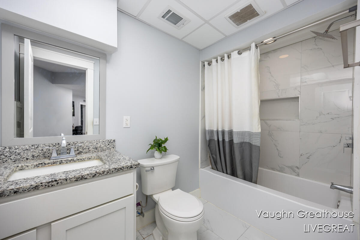 2905 Woodside Avenue SE Grand Rapids MI 49508