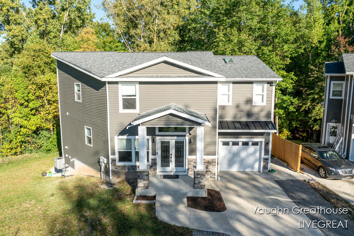 2905 Woodside Avenue SE Grand Rapids MI 49508