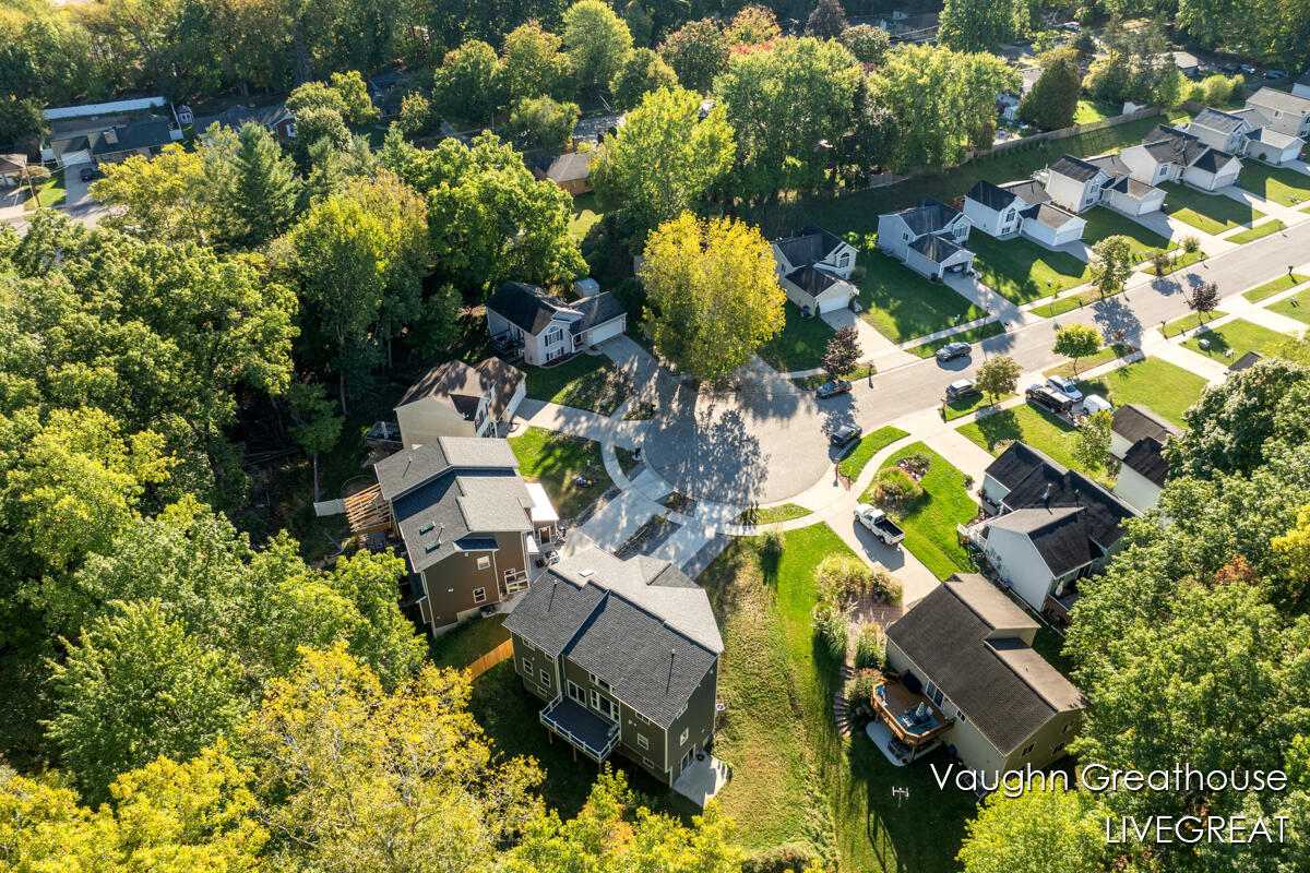 2905 Woodside Avenue SE Grand Rapids MI 49508