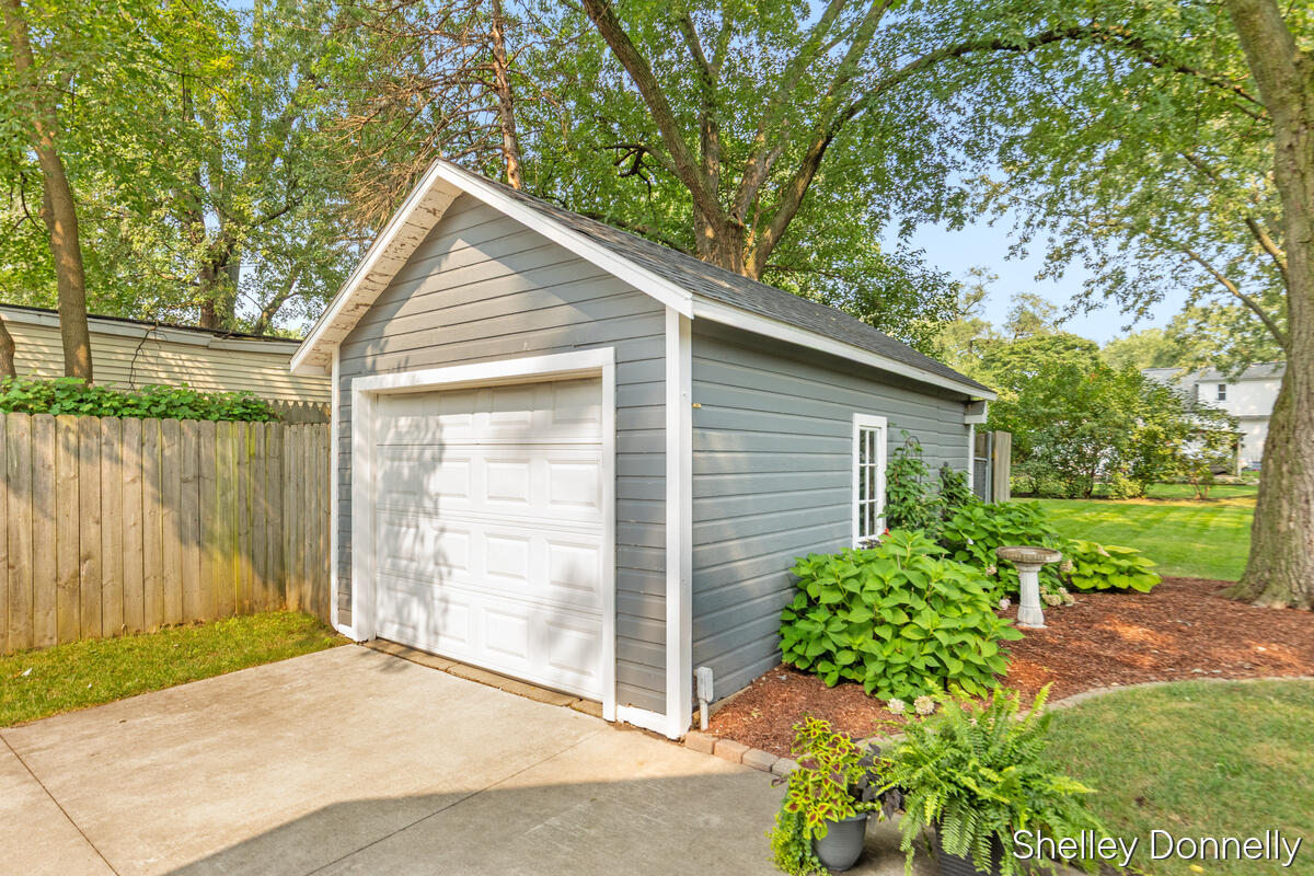 117 S Park Street Zeeland MI 49464