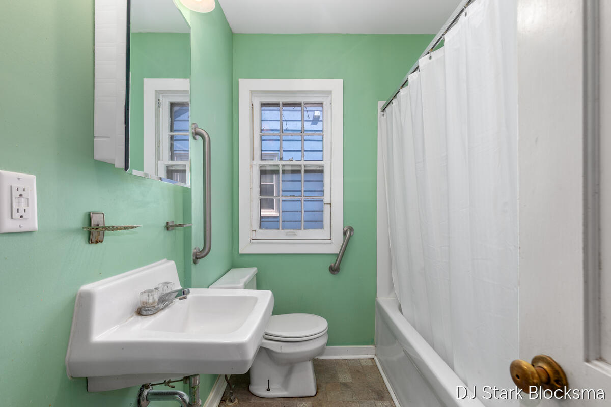 1111 Merritt Street SE Grand Rapids MI 49507