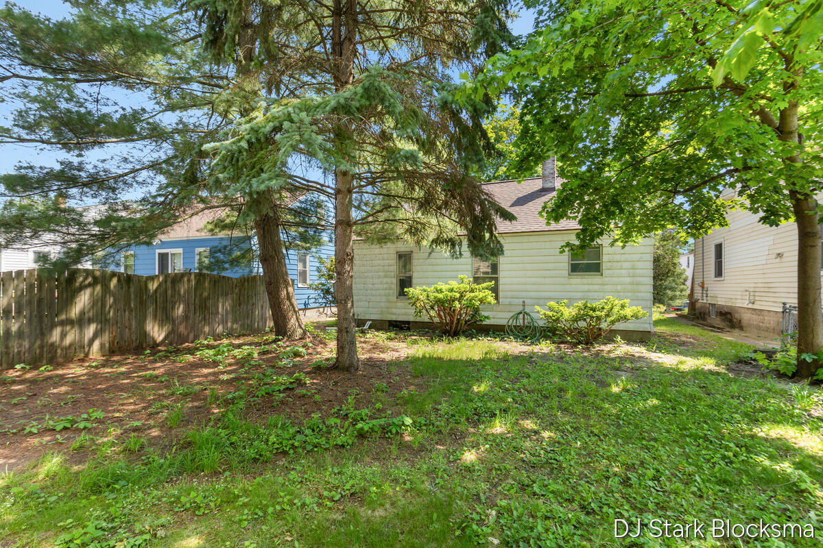 1111 Merritt Street SE Grand Rapids MI 49507
