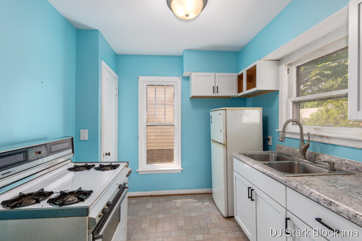 1111 Merritt Street SE Grand Rapids MI 49507