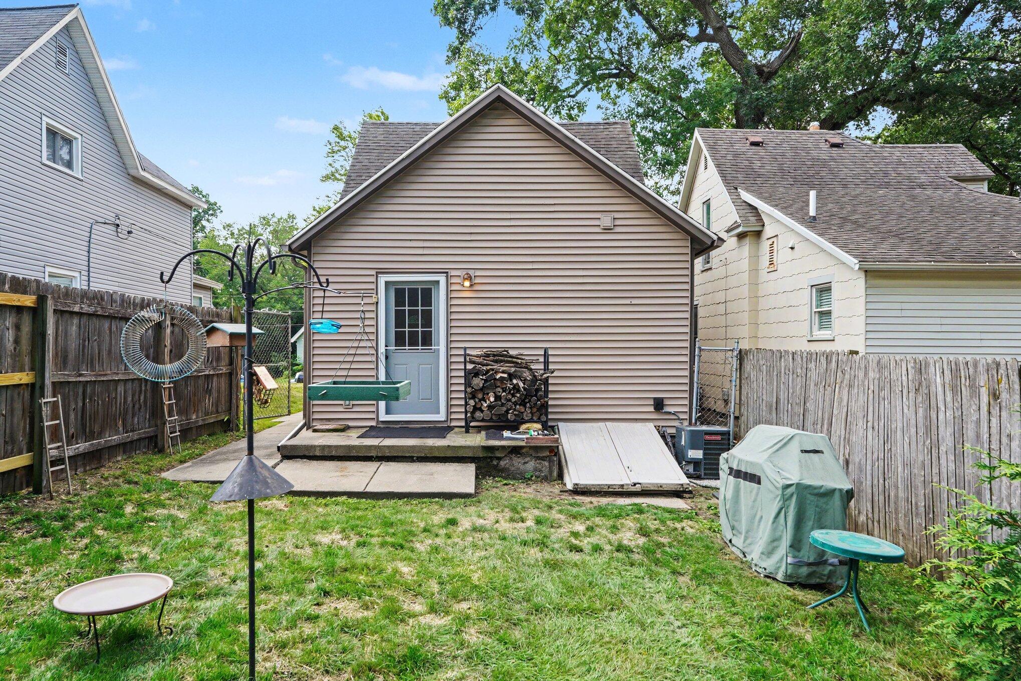 939 Sigsbee Street SE Grand Rapids MI 49506