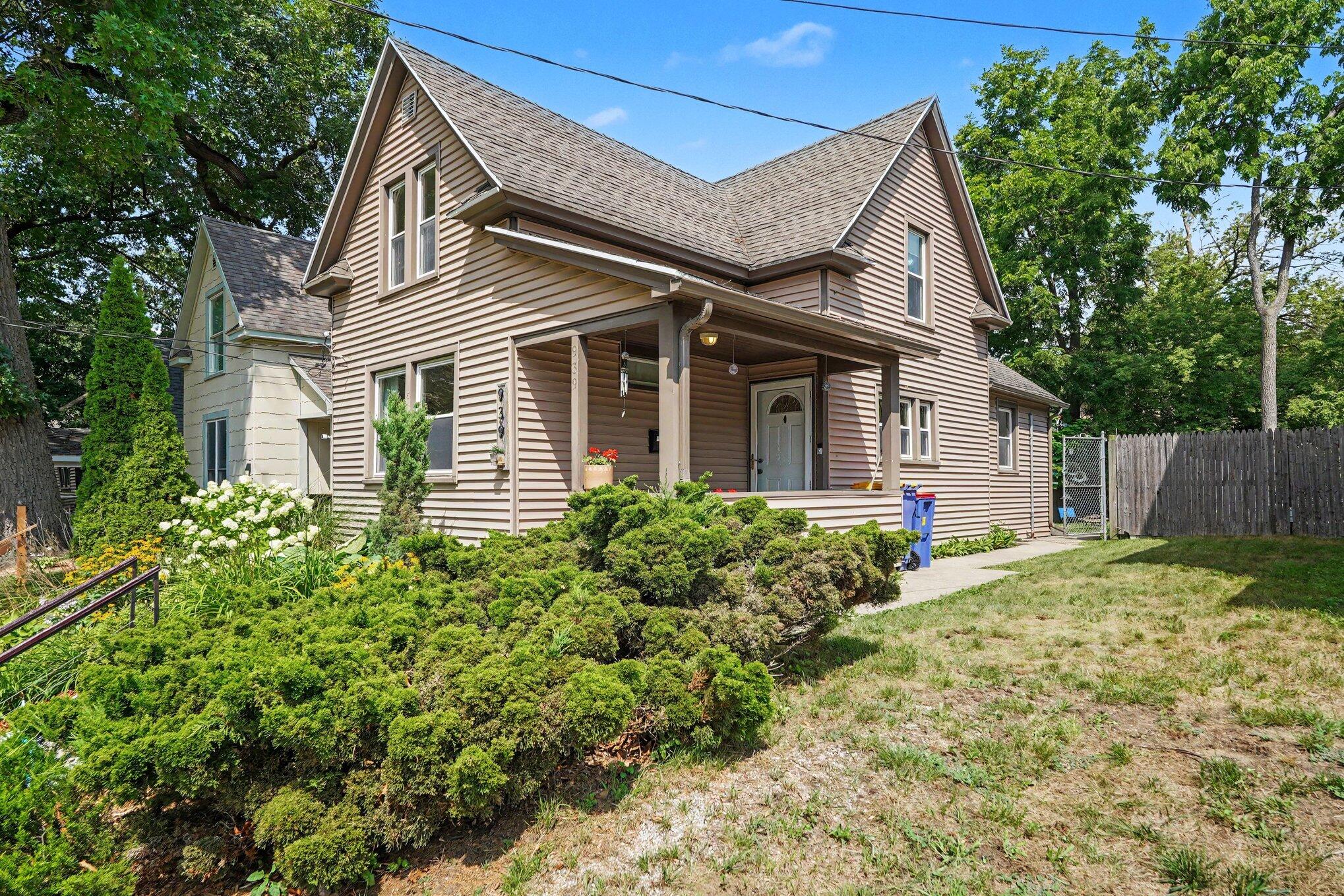 939 Sigsbee Street SE Grand Rapids MI 49506