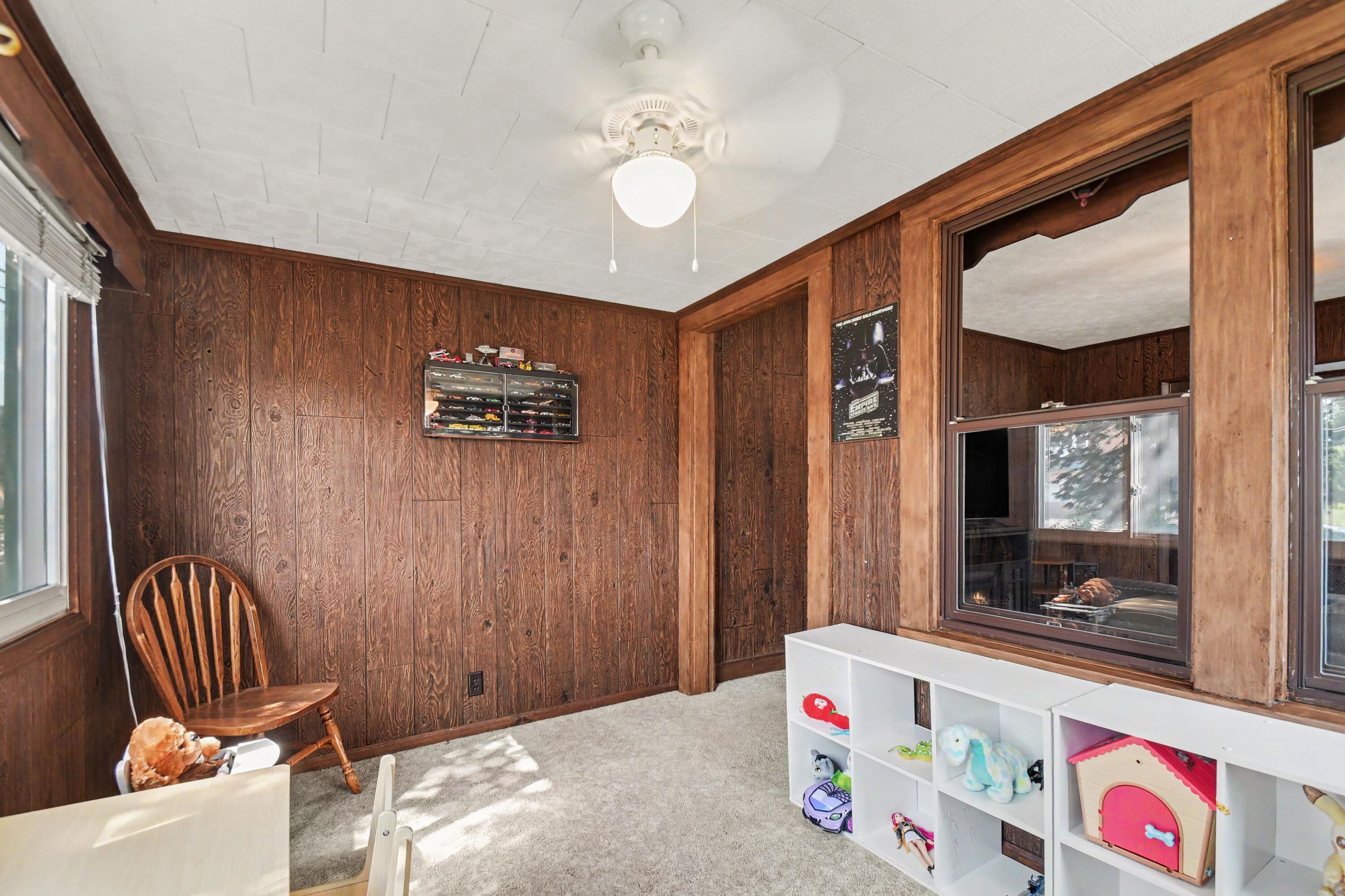 2413 N 5th Street Niles MI 49120