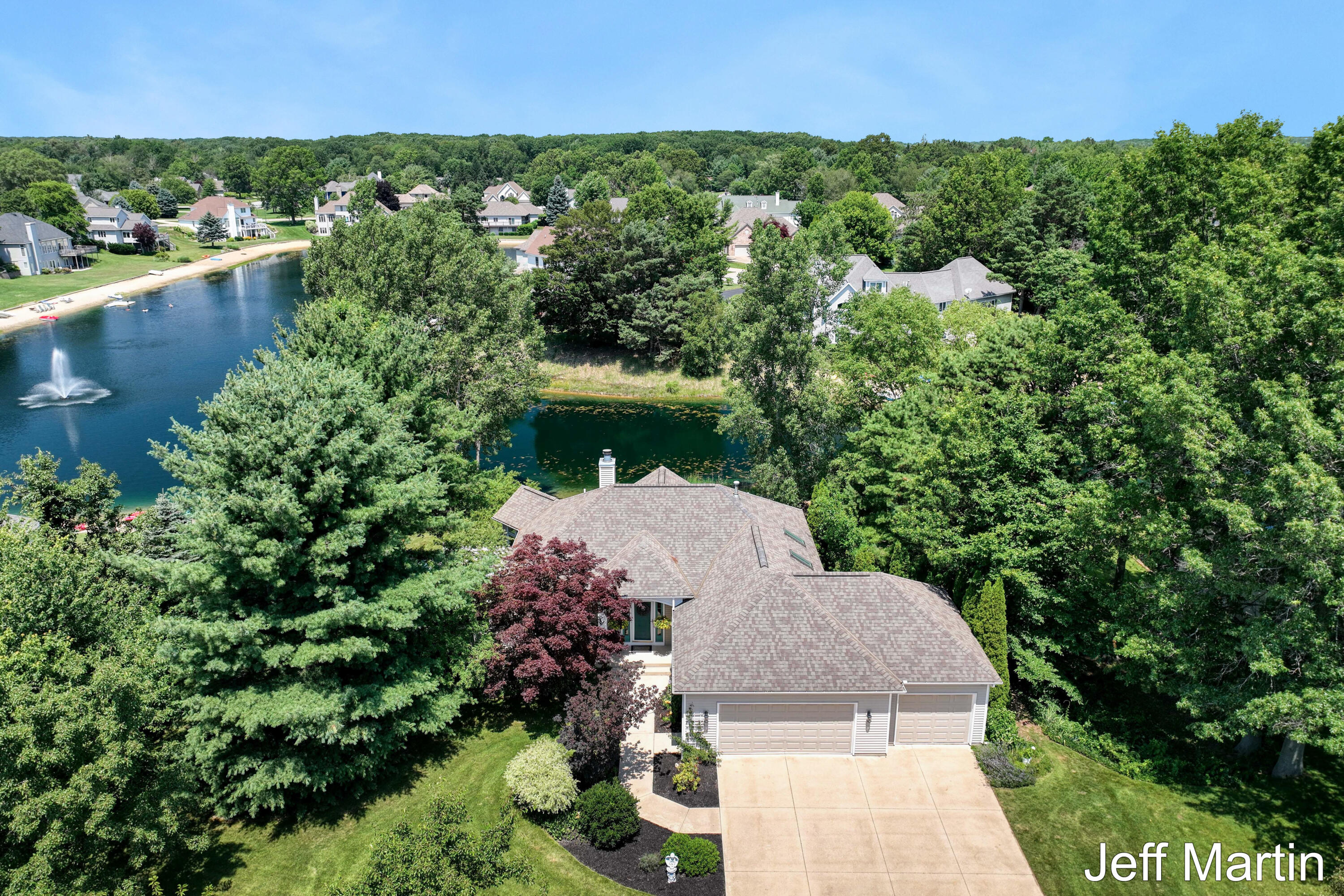1901 Goldeneye Drive Holland MI 49424