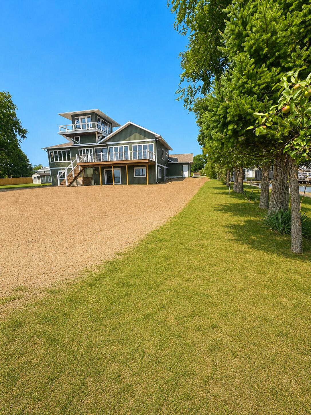 808 S Lakeshore Drive Ludington MI 49431