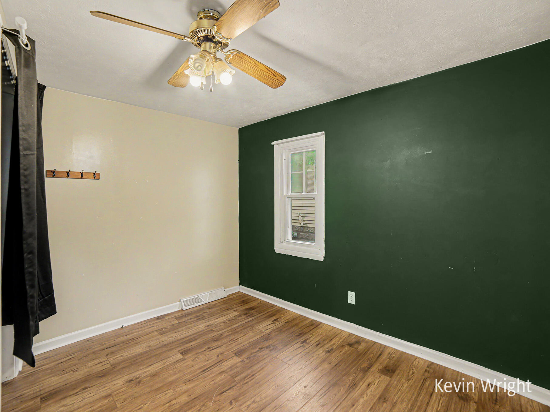 1933 Letart Avenue Muskegon MI 49441