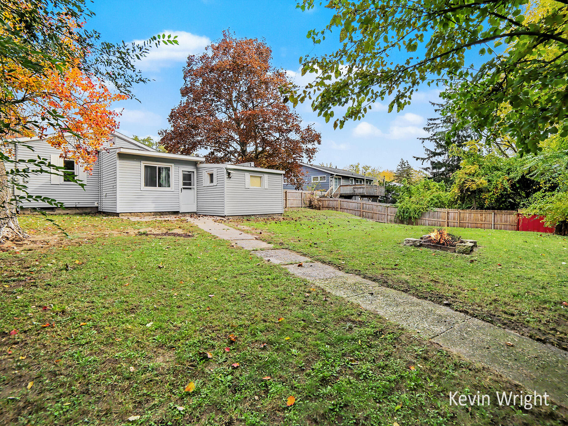 1933 Letart Avenue Muskegon MI 49441