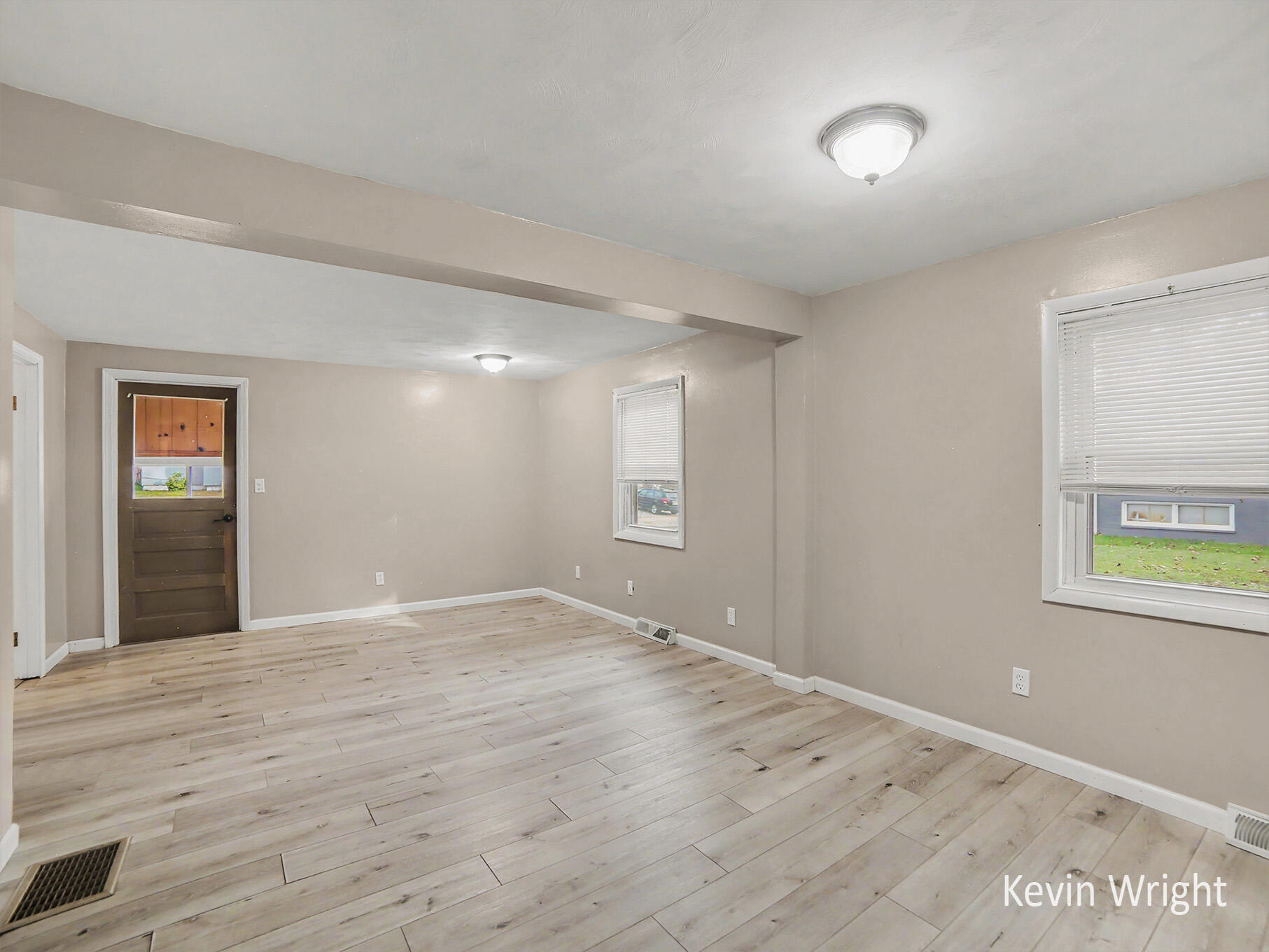 1933 Letart Avenue Muskegon MI 49441