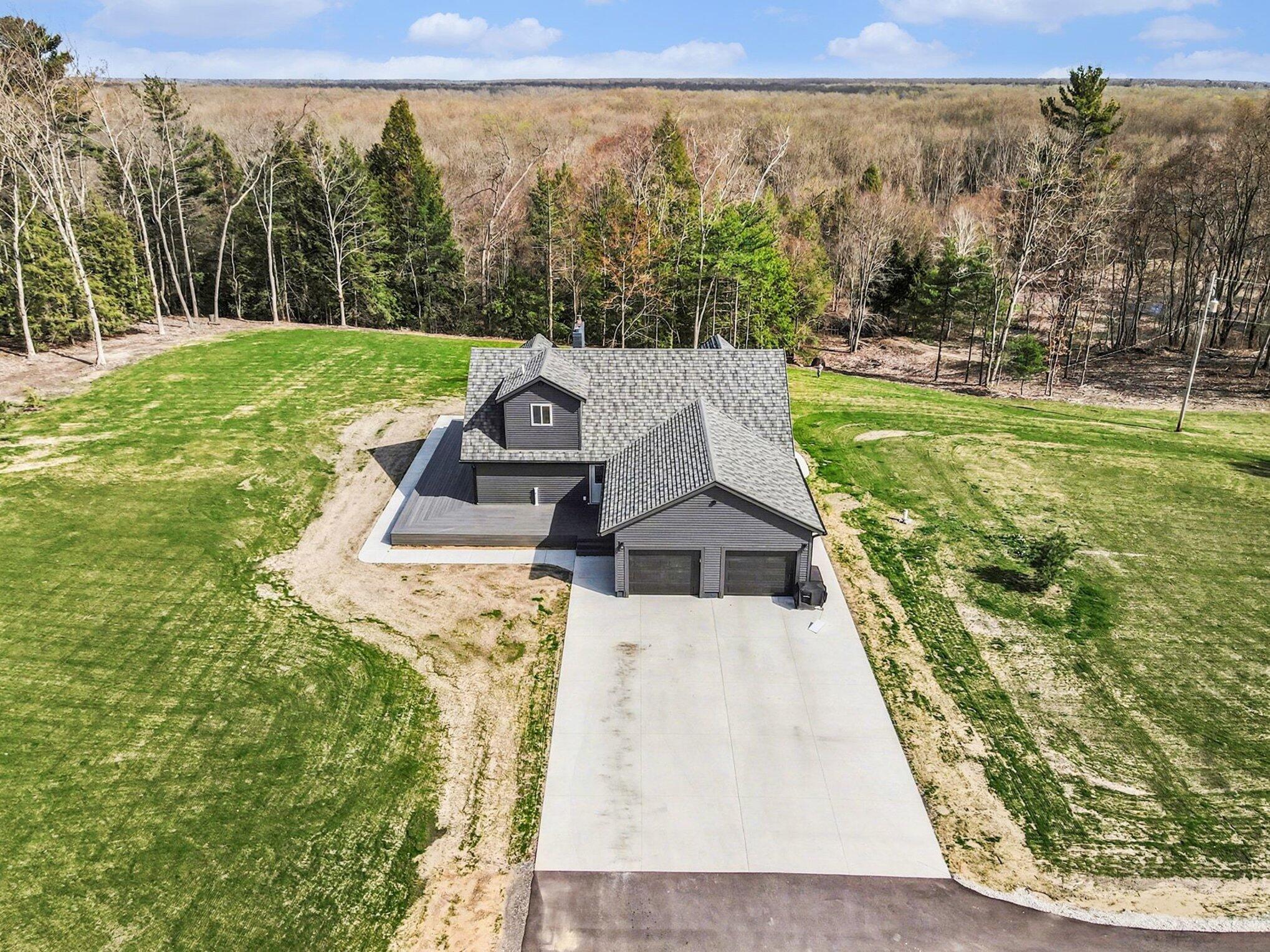 3233 Becker Road Muskegon MI 49445