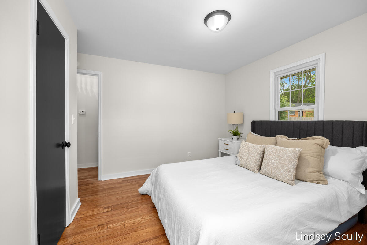 160 Boltwood Drive NE Grand Rapids MI 49505
