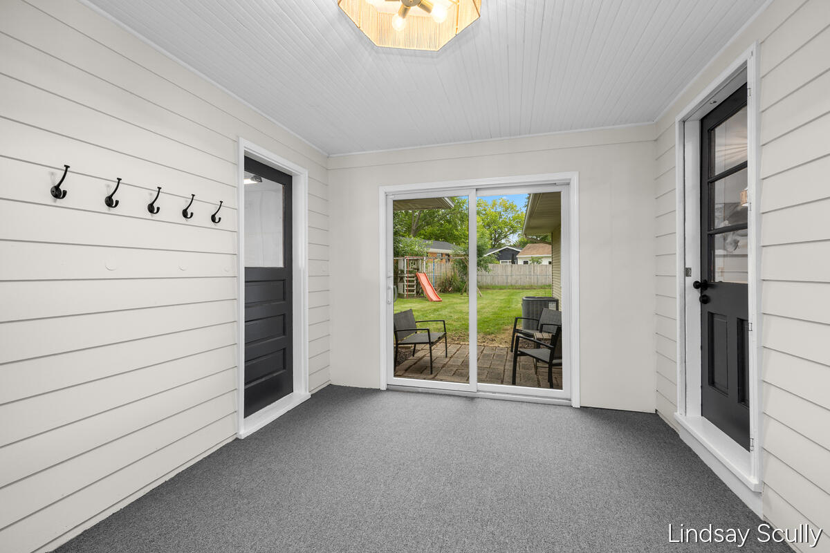 160 Boltwood Drive NE Grand Rapids MI 49505