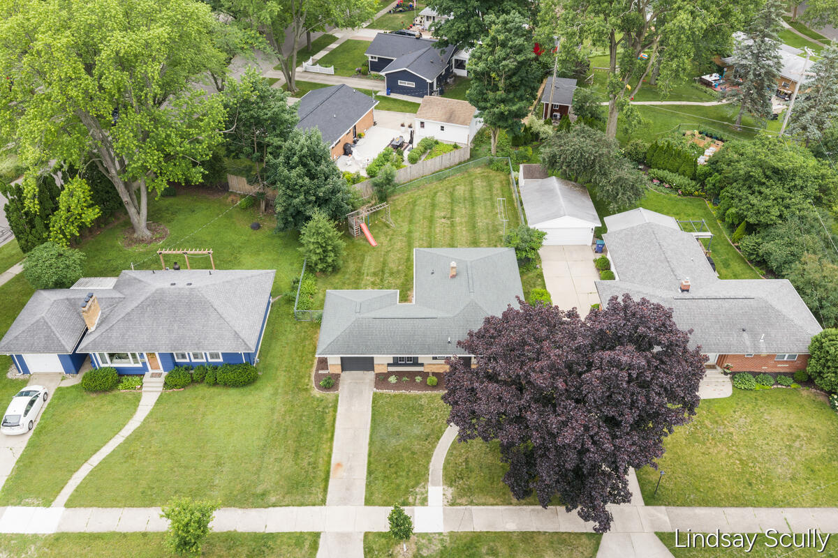 160 Boltwood Drive NE Grand Rapids MI 49505