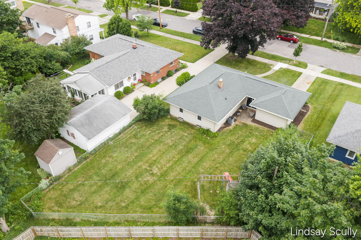 160 Boltwood Drive NE Grand Rapids MI 49505