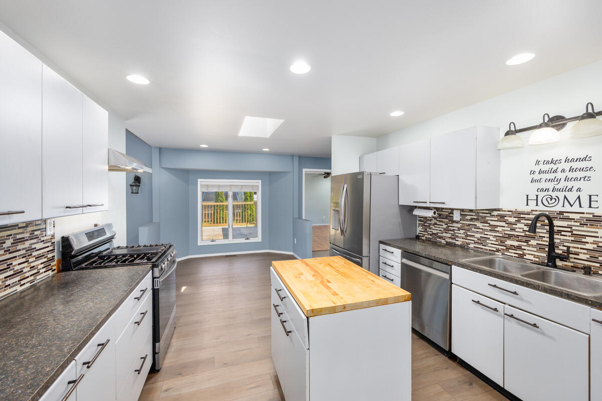 271 Glendale Avenue Holland MI 49423