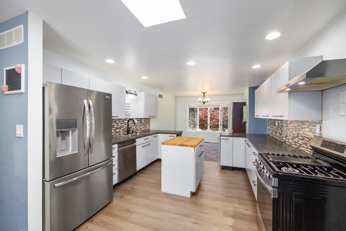 271 Glendale Avenue Holland MI 49423