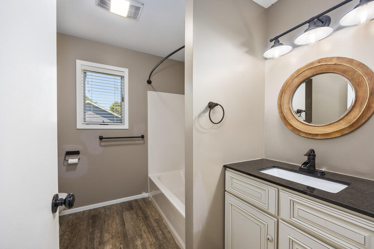 271 Glendale Avenue Holland MI 49423