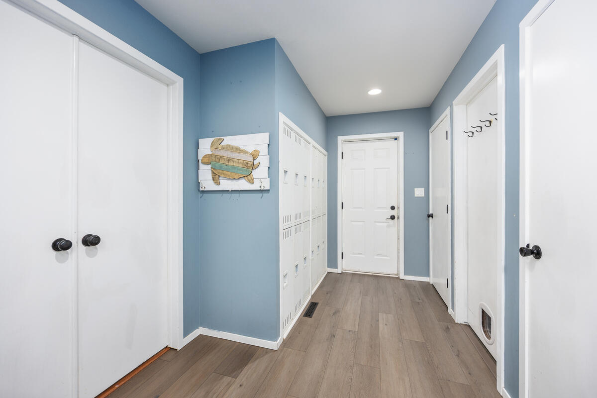 271 Glendale Avenue Holland MI 49423