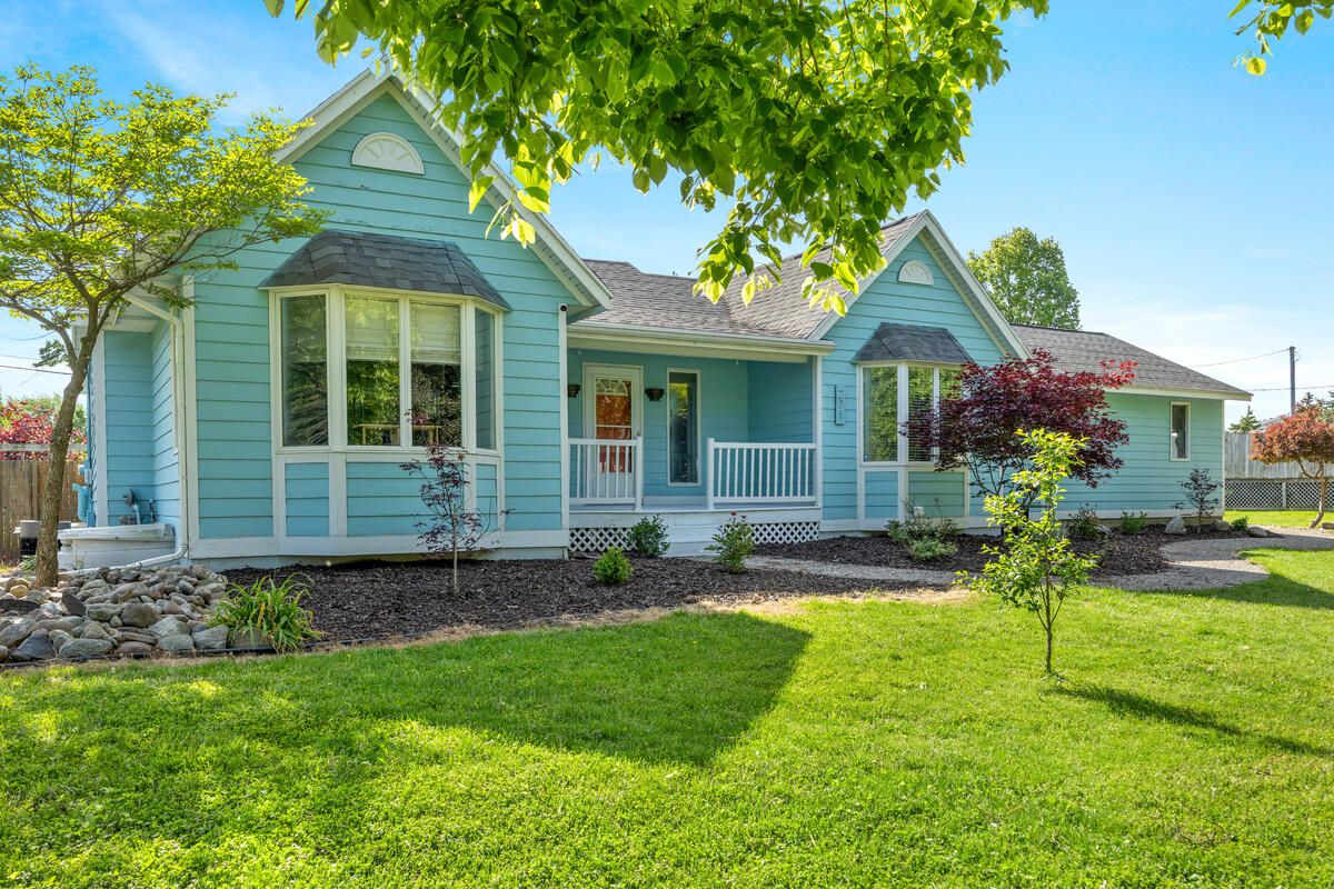 271 Glendale Avenue Holland MI 49423