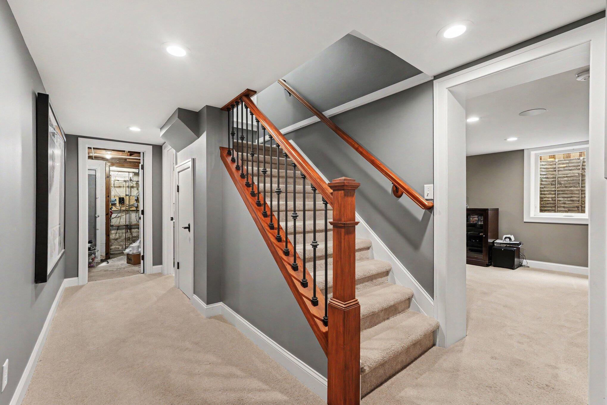 932 Floral Avenue SE East Grand Rapids MI 49506
