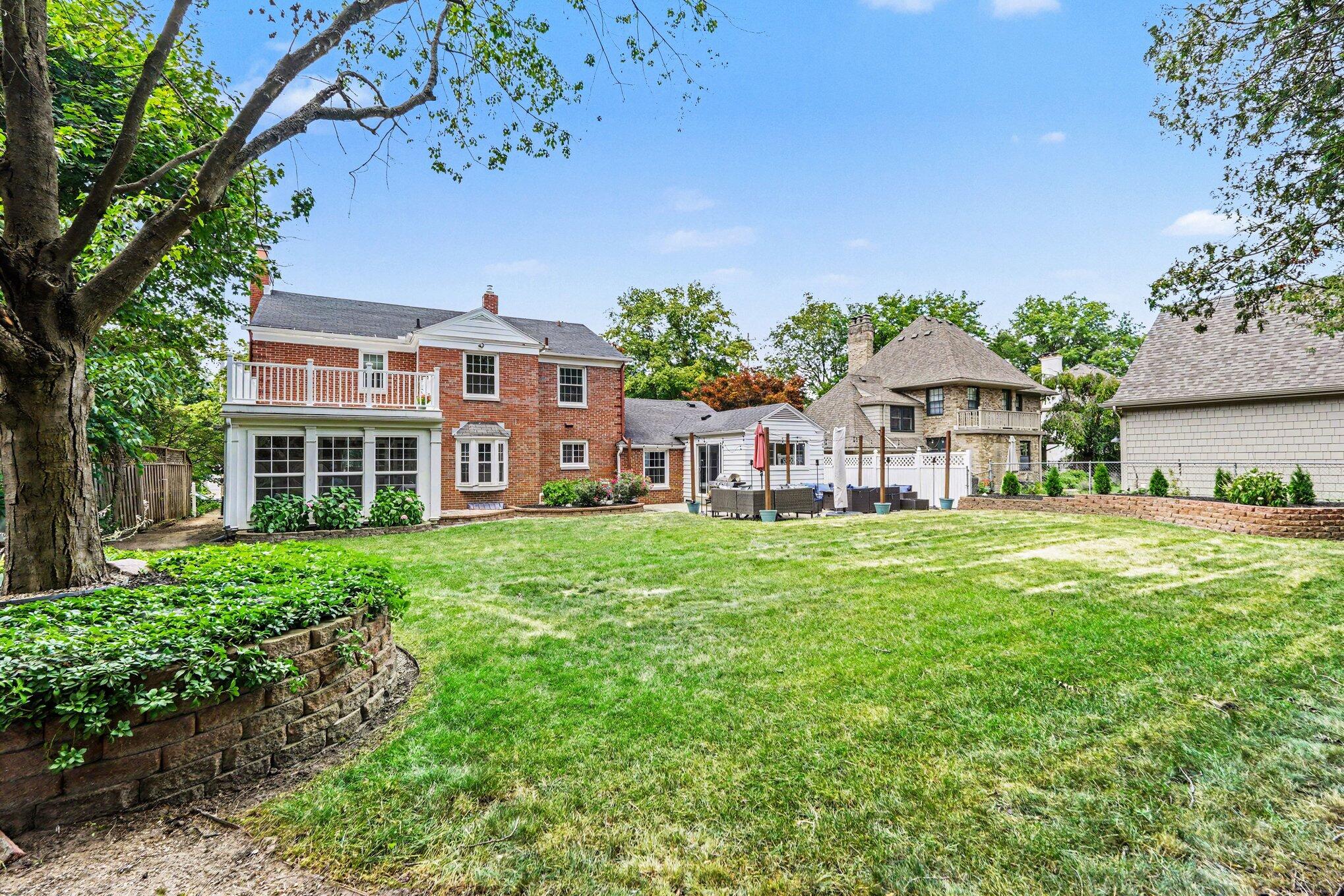 932 Floral Avenue SE East Grand Rapids MI 49506