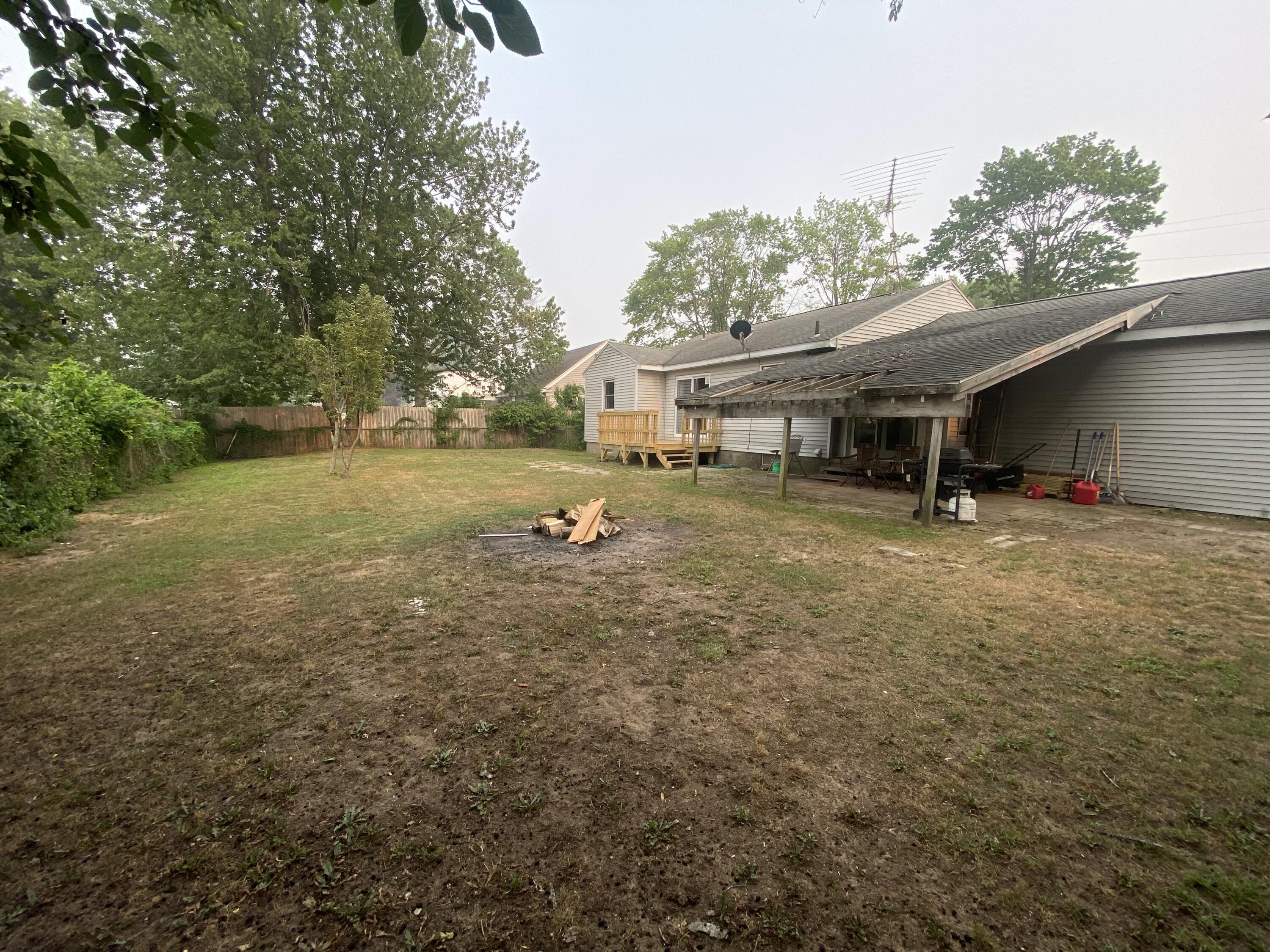 1948 Lawnel Avenue Muskegon MI 49441