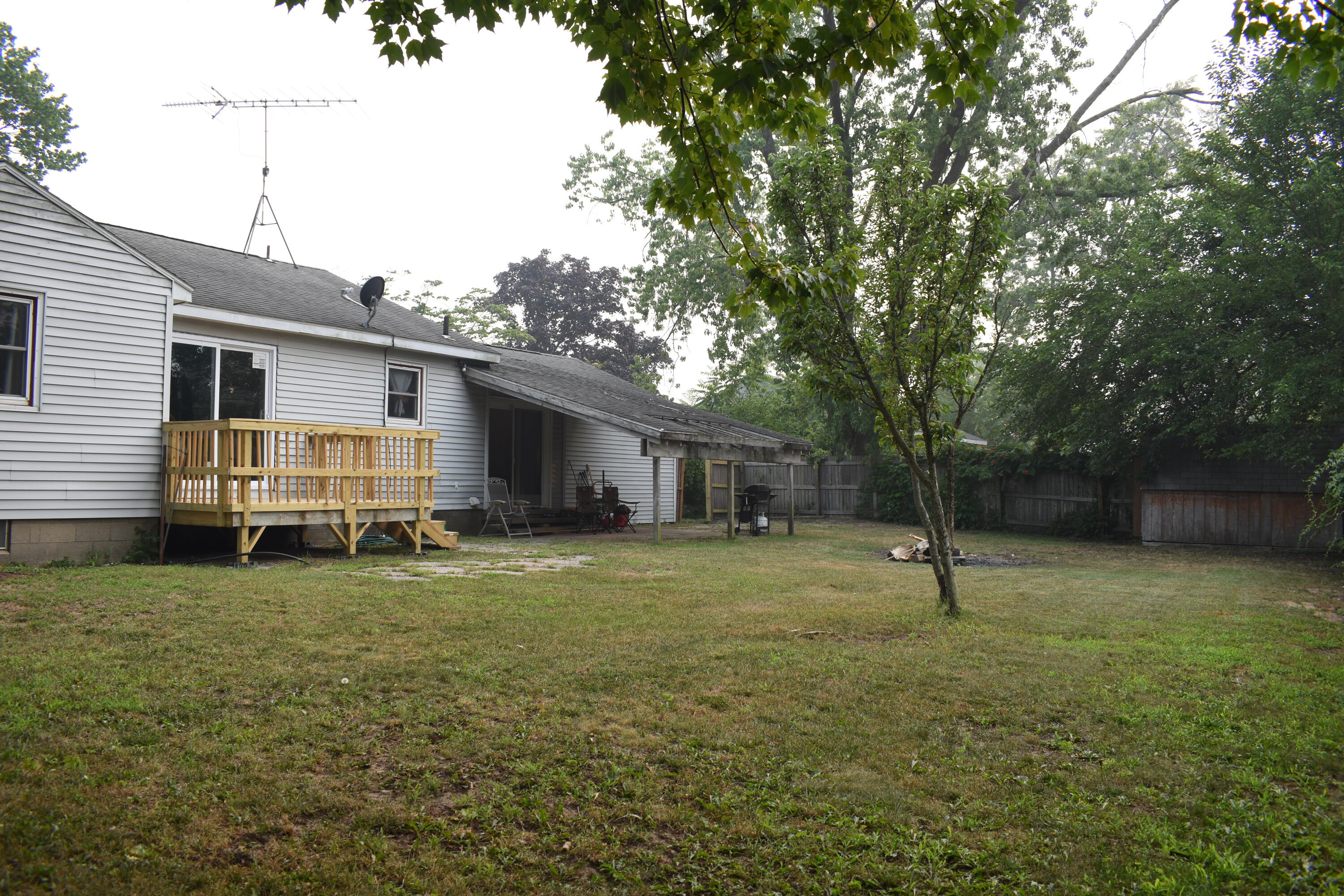 1948 Lawnel Avenue Muskegon MI 49441
