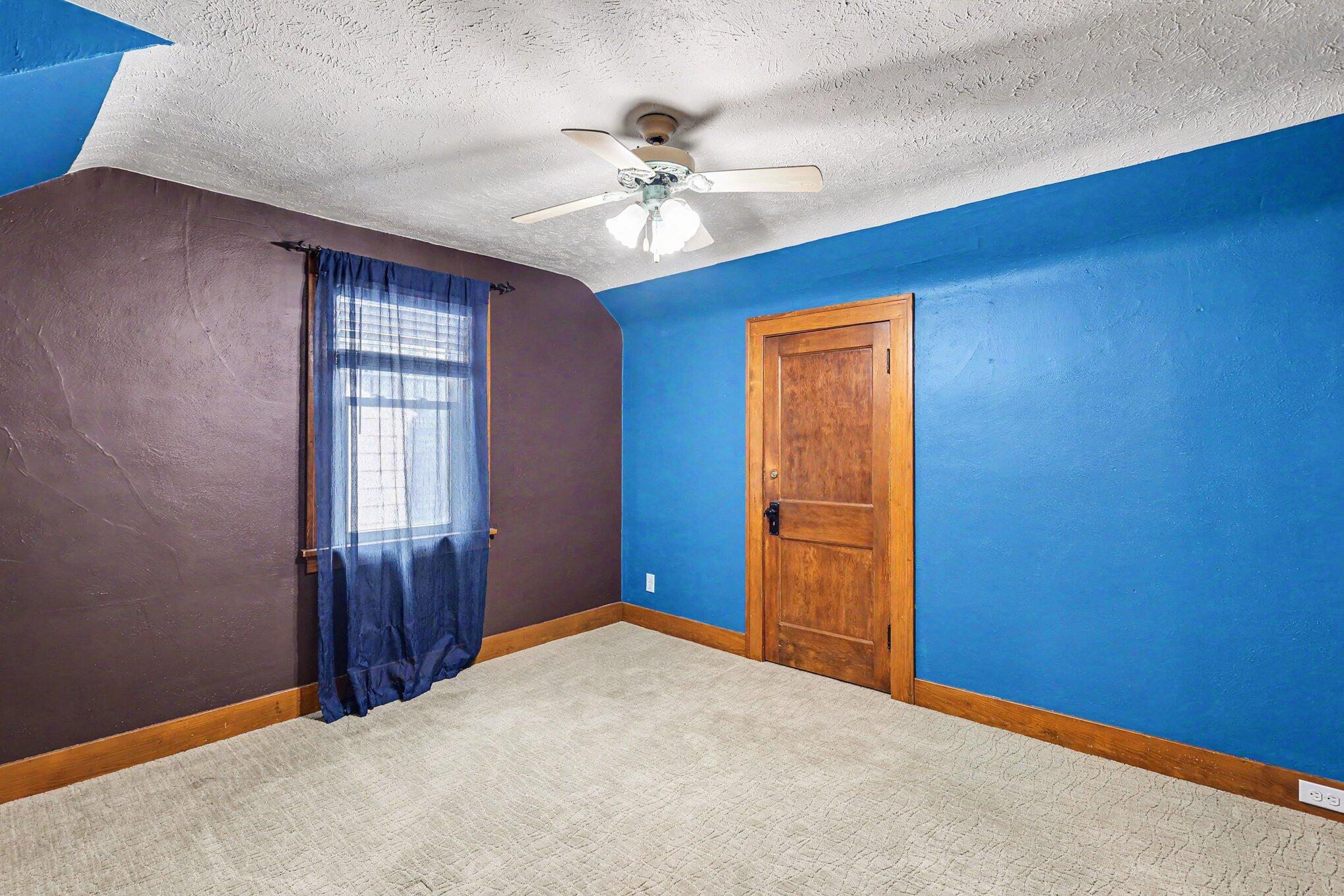 293 W 20th Street Holland MI 49423