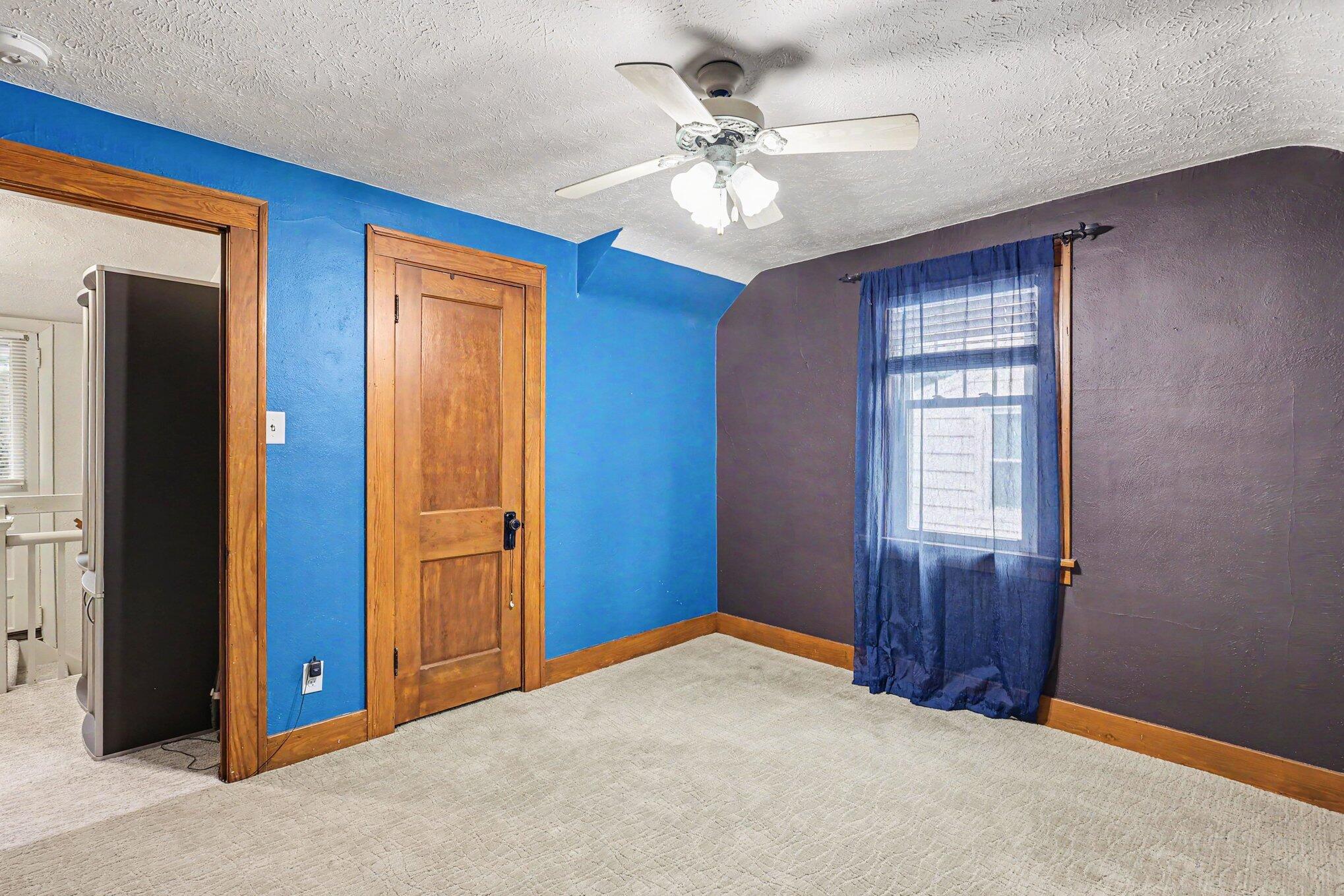 293 W 20th Street Holland MI 49423