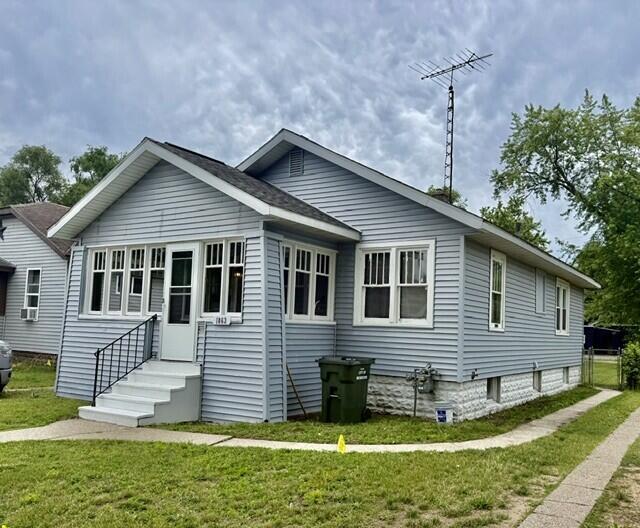 1863 Manz Street Muskegon MI 49442