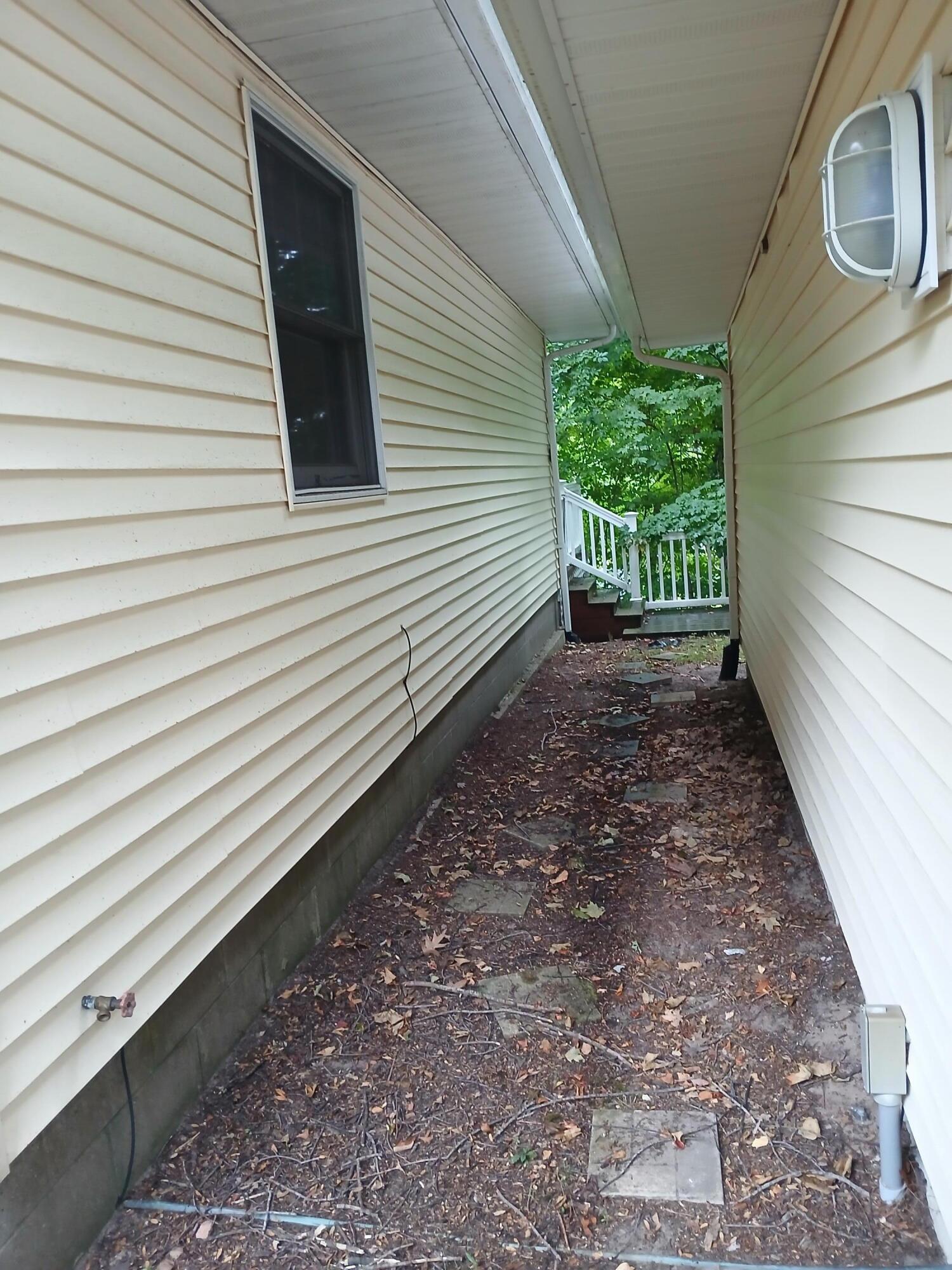 4771 N Ariel Avenue Ludington MI 49431