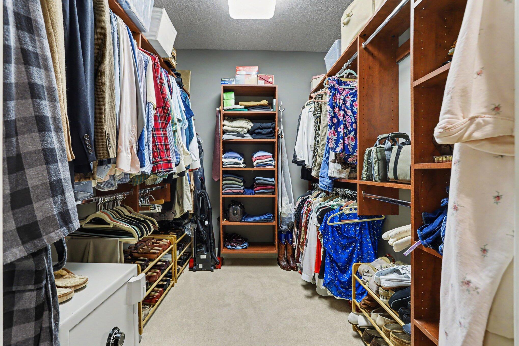 5543 N Red Pine Circle Kalamazoo MI 49009
