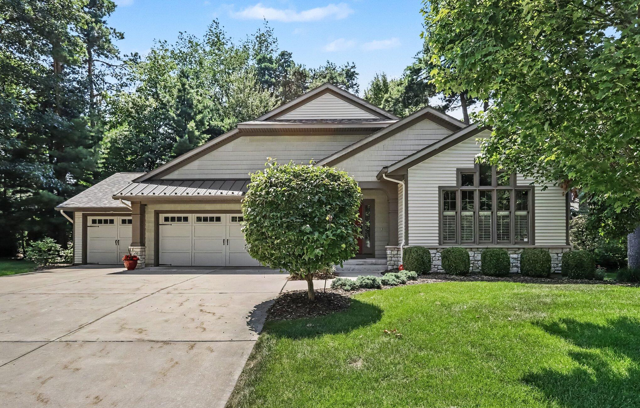 5543 N Red Pine Circle Kalamazoo MI 49009