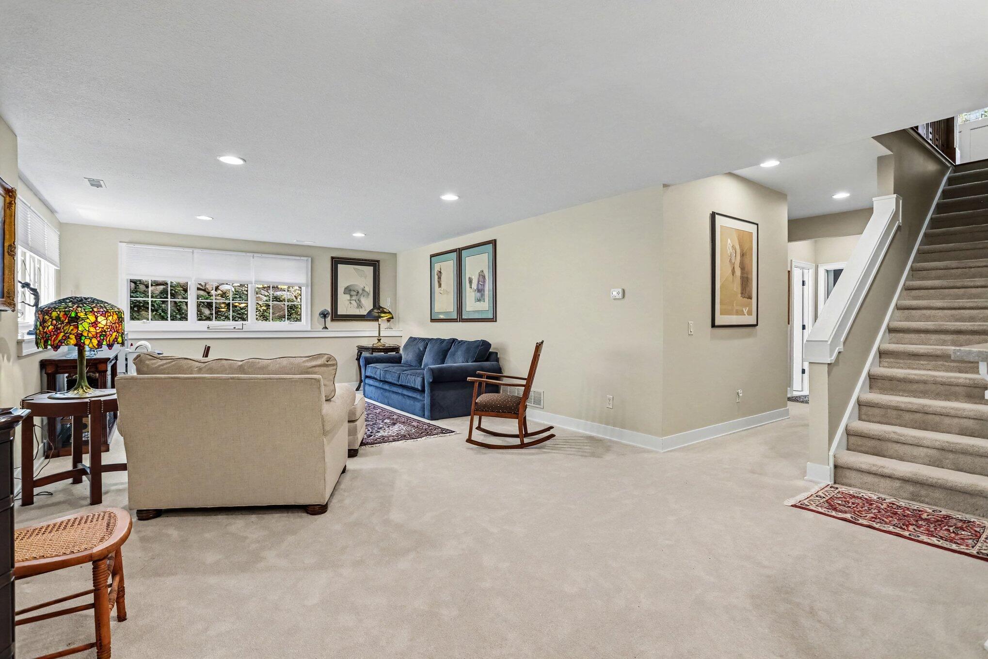 5543 N Red Pine Circle Kalamazoo MI 49009