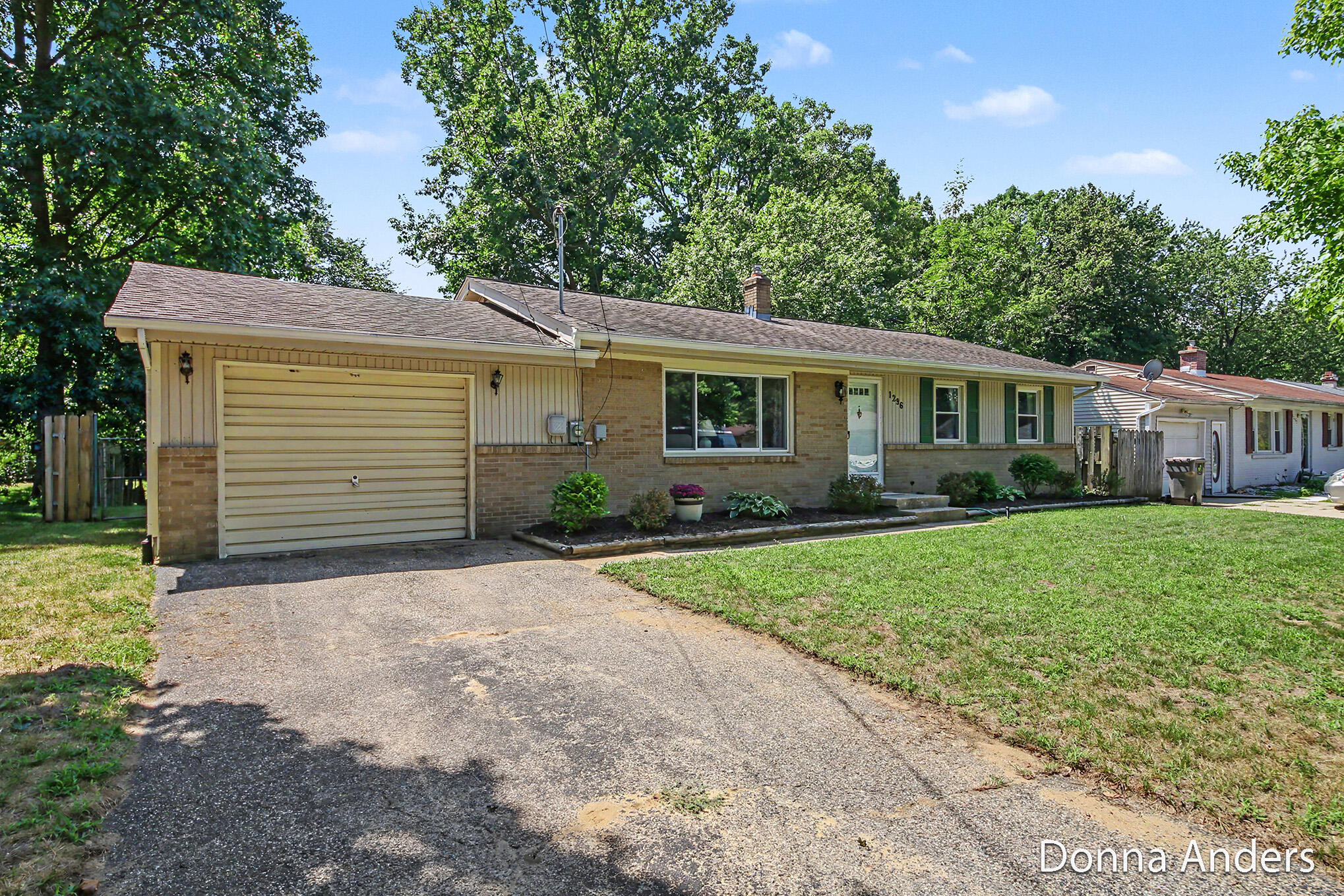 1296 Katrina Drive SE Grand Rapids MI 49508
