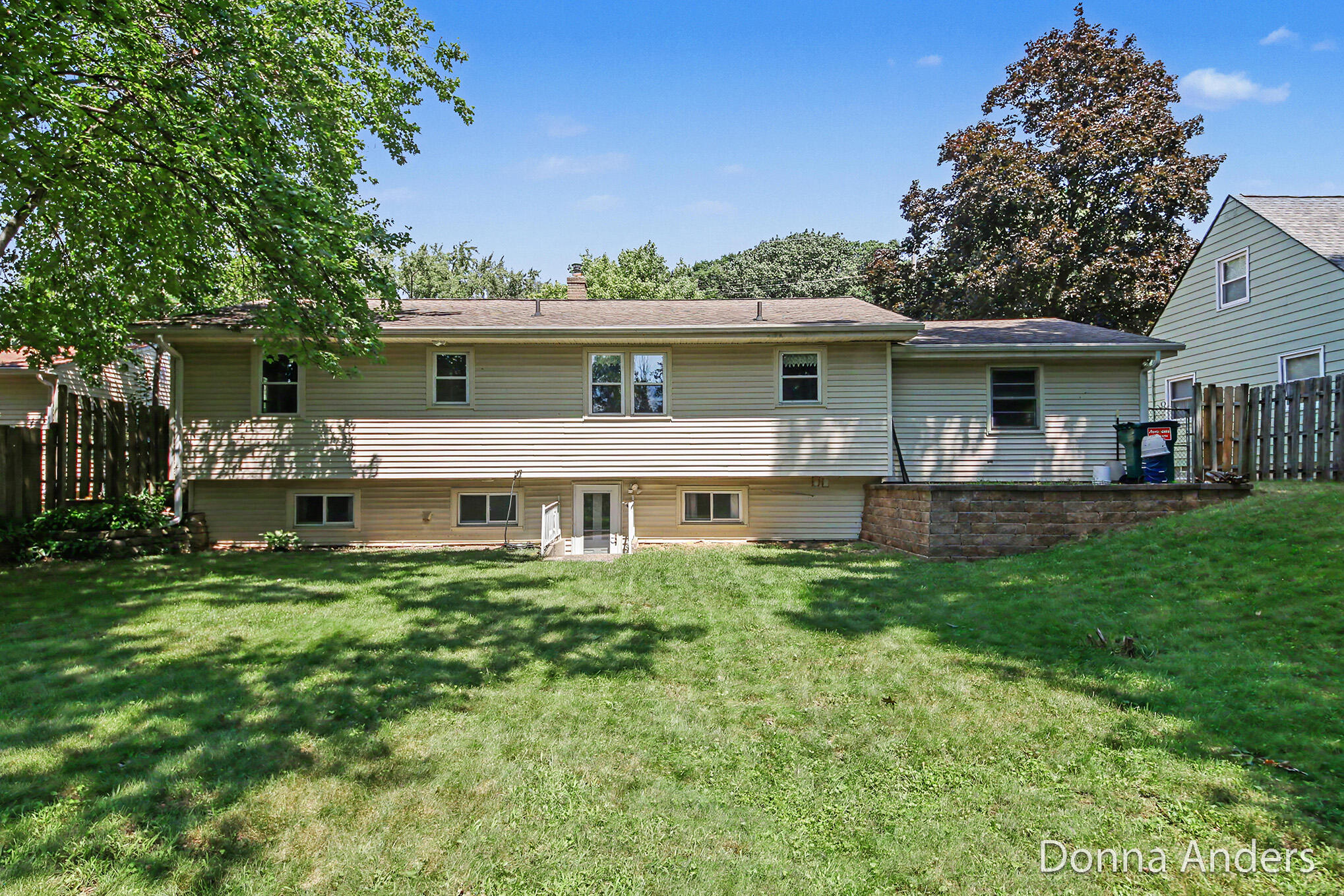 1296 Katrina Drive SE Grand Rapids MI 49508