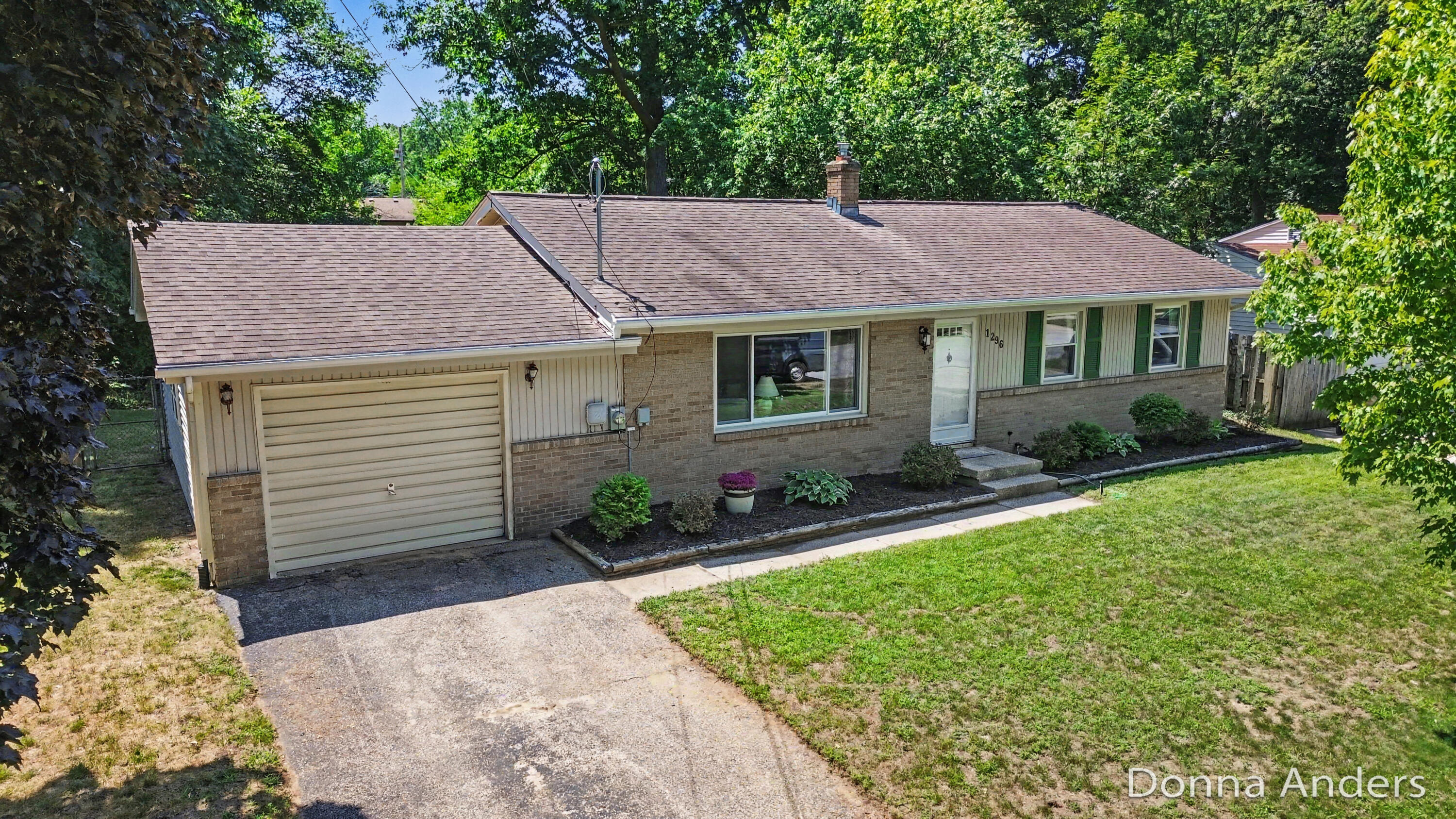 1296 Katrina Drive SE Grand Rapids MI 49508