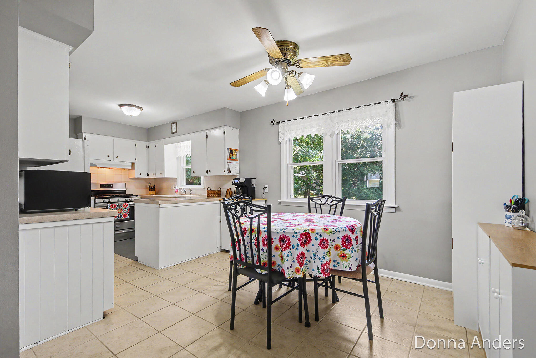 1296 Katrina Drive SE Grand Rapids MI 49508