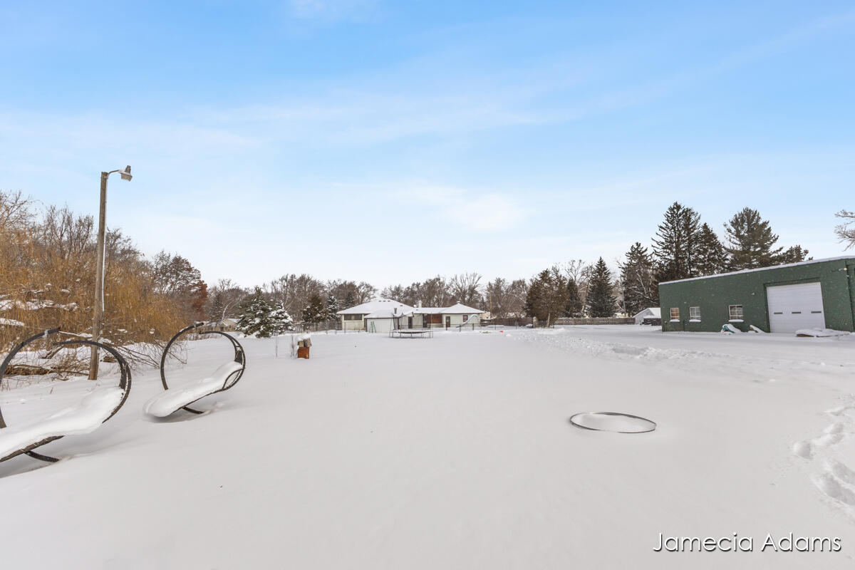 2132 4 Mile Road NE Grand Rapids MI 49525