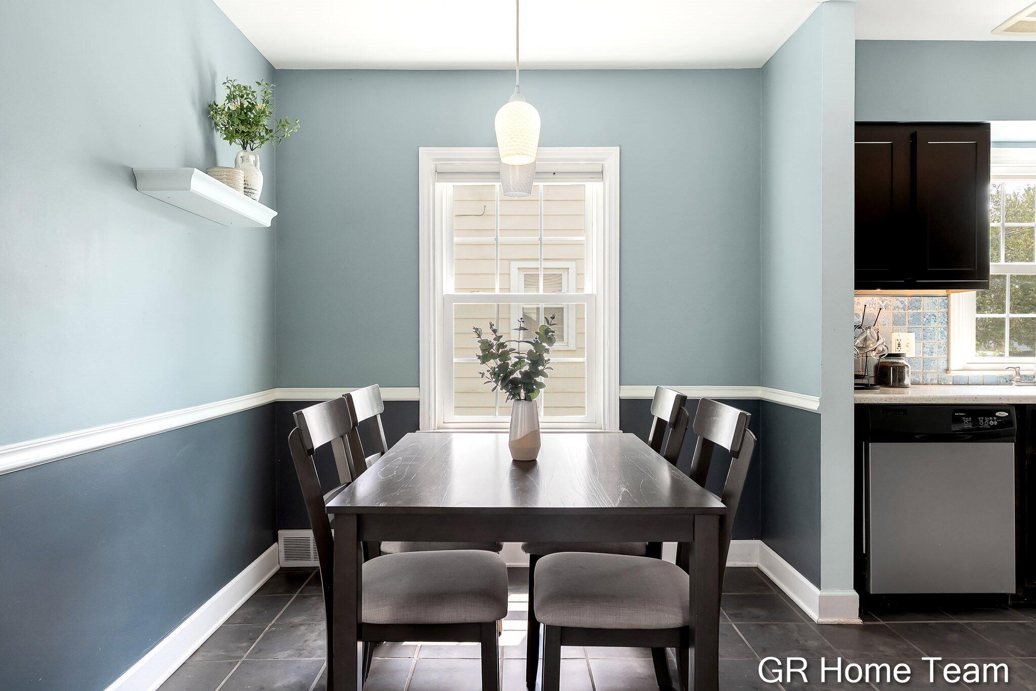 2138 Houseman Avenue NE Grand Rapids MI 49505