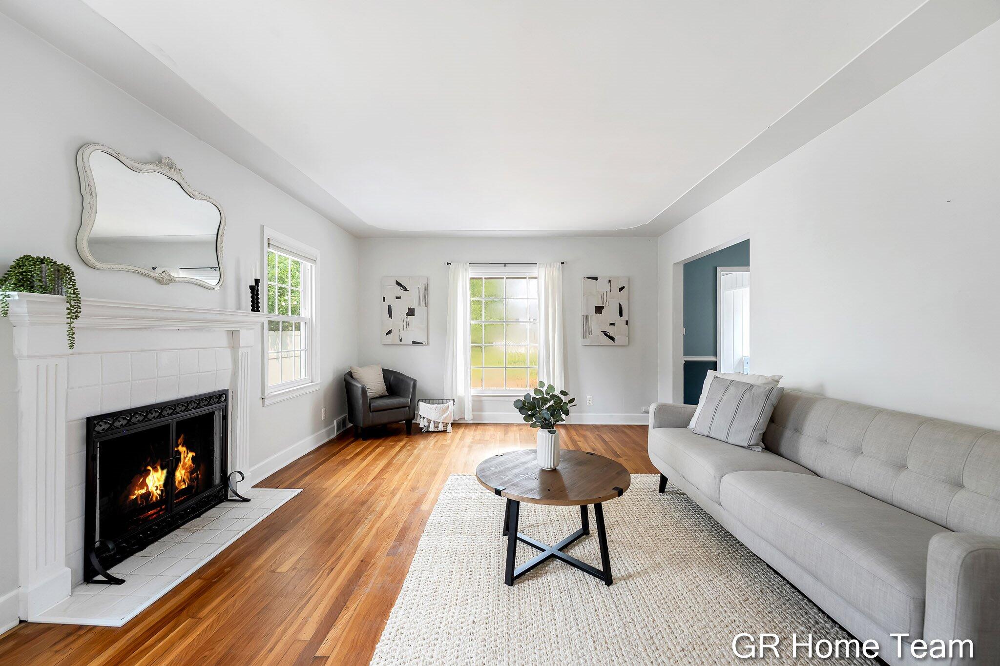 2138 Houseman Avenue NE Grand Rapids MI 49505