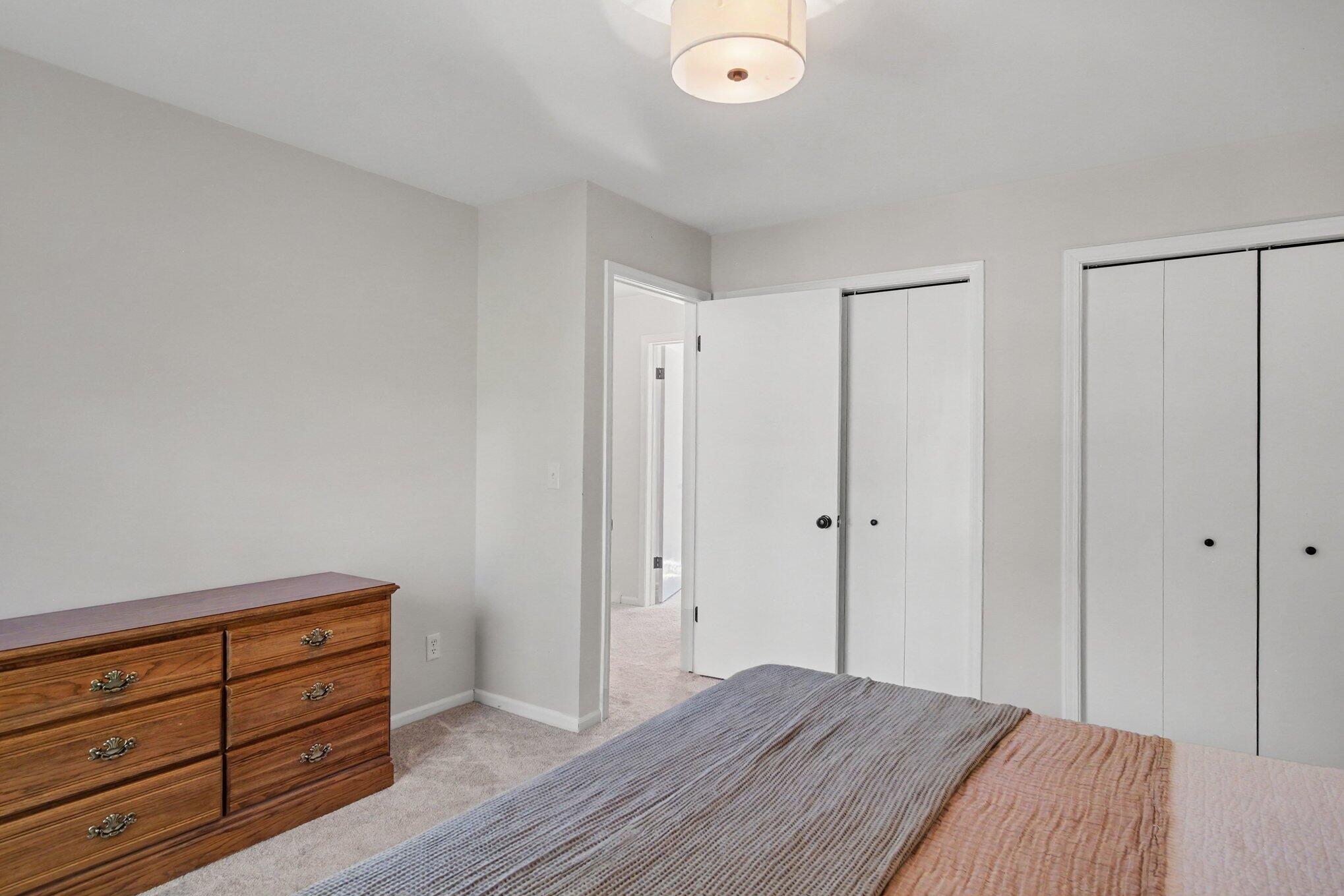 1931 Lonsdale Drive NE Grand Rapids MI 49503